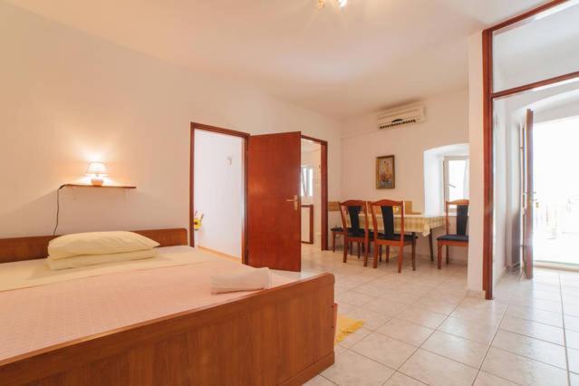 Omis Center Vila Kültér fotó