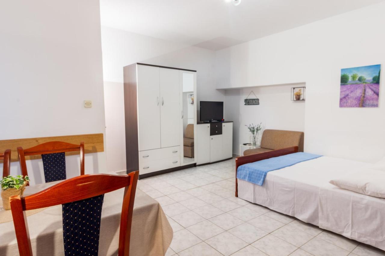 Omis Center Vila Kültér fotó